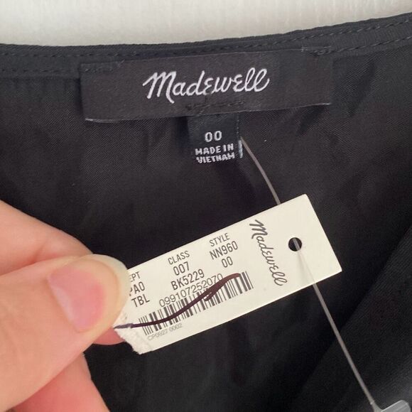 Madewell Brushed Ruched-Front Top True Black Size 00 NWT‎ - Picture 5 of 8